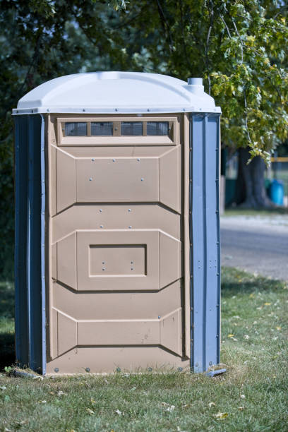 Portable restroom solutions in Hebron, IL